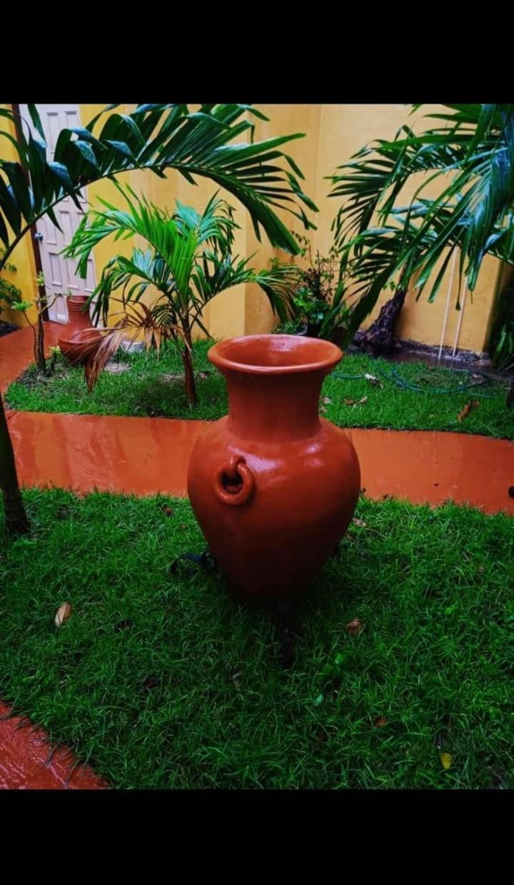 ホテル Casa Atrapasuenos バリャドリッド エクステリア 写真